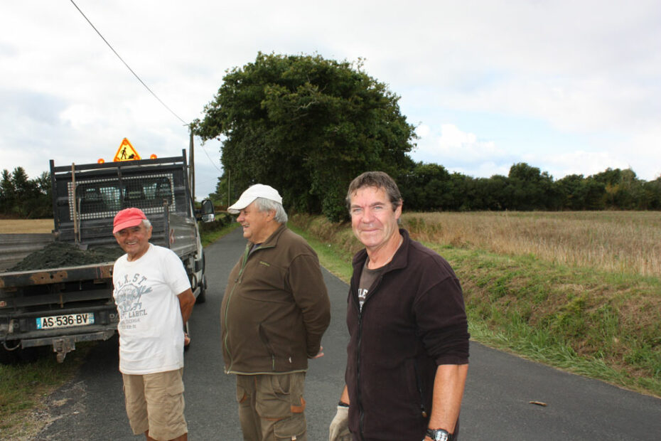 Restauration de la croix monolithique de Kerbulic
