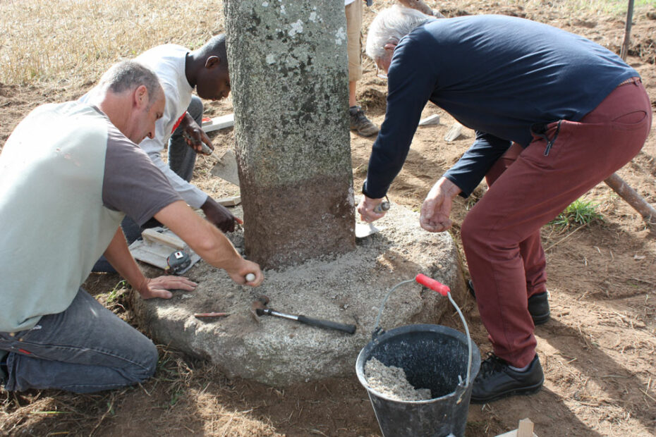 Restauration de la croix monolithique de Kerbulic