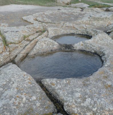Carrières d’extraction de socles circulaires de Men Meur (Guilvinec, anciennement Plomeur)